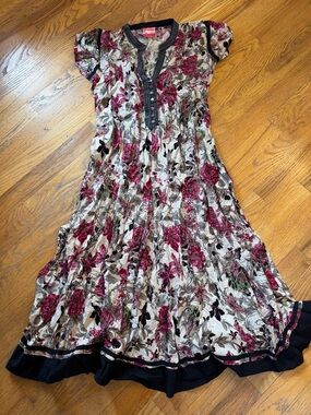 Juliet Floral Tiered Midi Dress in Cream and Rose